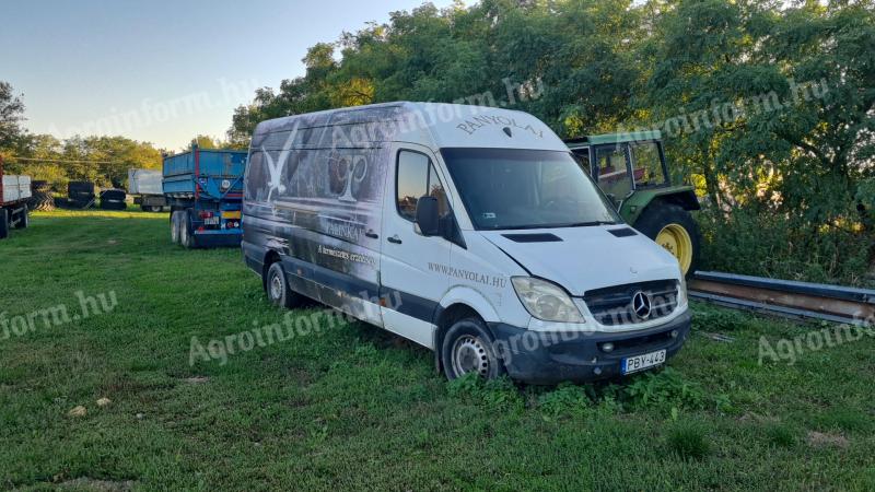 Mercedes Sprinter 318