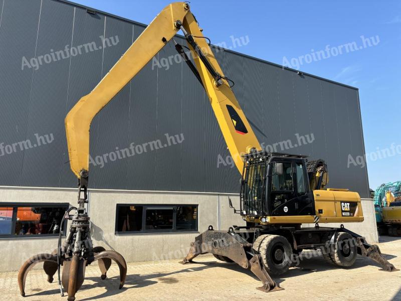 Caterpillar M3022D MH / 2012 / 16 900 óra / Lízing 20%-tól