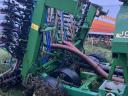 Eladó John Deere 740A vetőgép