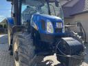 New Holland traktor