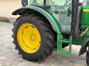 John Deere 5820 traktor