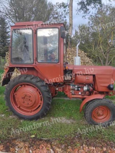 T25 Vlagyimirec traktor eladó