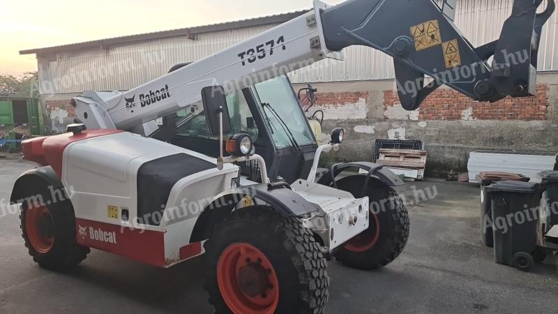 Teleszkópos rakodó BOBCAT T3571