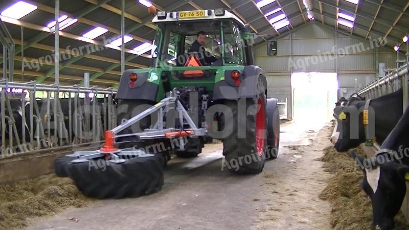 Silórendező (elölre vagy hátulra szerelhető) / Zocon Feed Sweeper