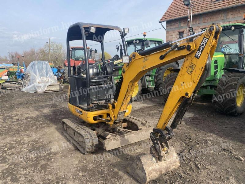 JCB 8018 CTS MINIKOTRÓGÉP . 1.8 TONNA