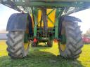 John Deere 740i