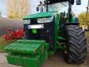 John Deere 8320R