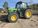 John Deere 6310