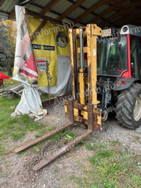 Villás emelő 3 pont függesztésre + hótoló lap