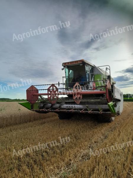 Claas Dominator 106/108