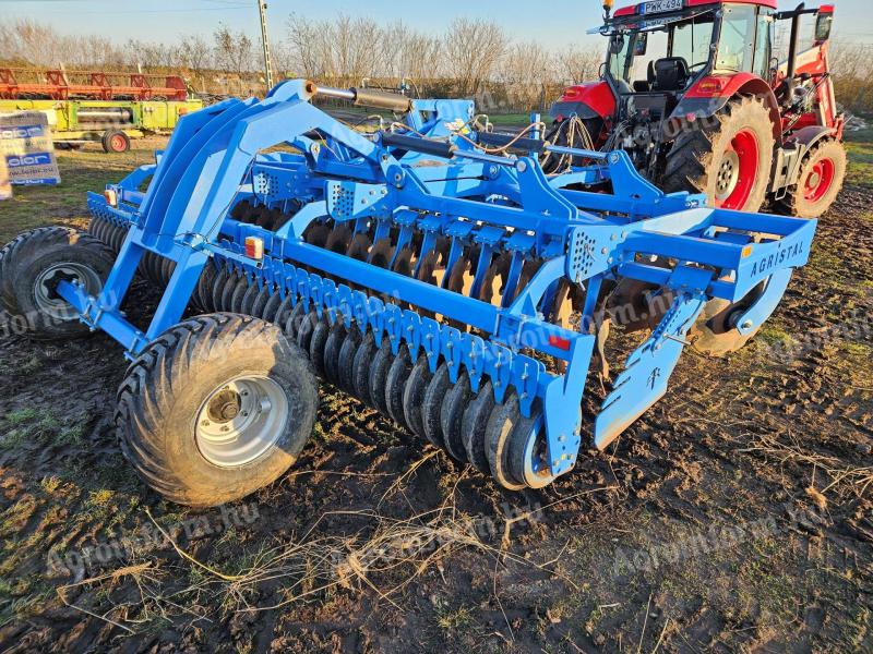 Eladó AGRISTAL BTH 50 félig függesztett 5m rövidtárcsa gumihengerrel