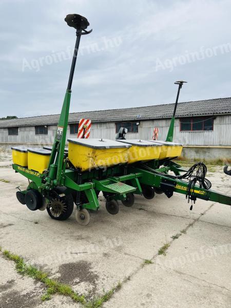 John Deere 1750 Max Emerge Plus vetőgép