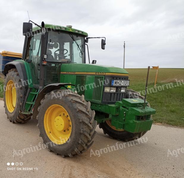 John Deere 6900