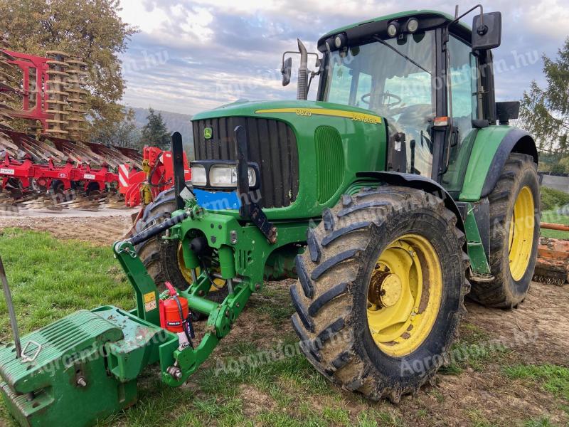 John Deere 6820 Premium traktor