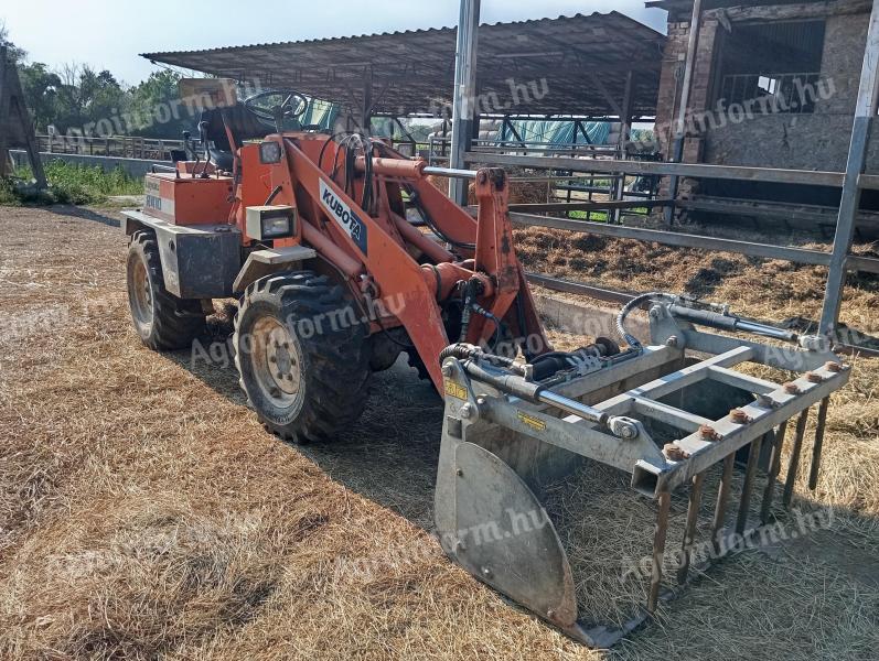 Kubota R410