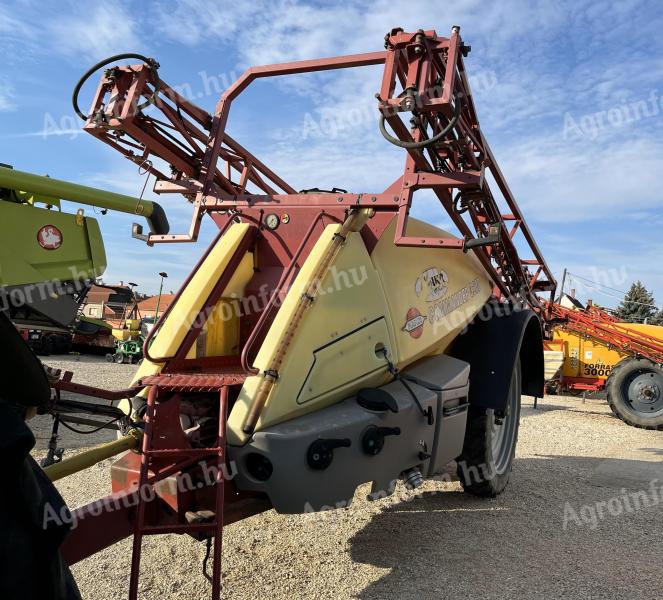 Hardi Commander szántóföldi permetezőgép