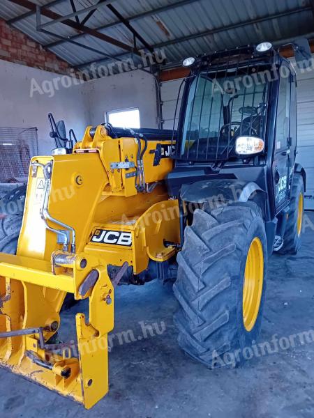 JCB 3590 teleszkópos rakodógép