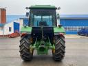 John Deere 3140