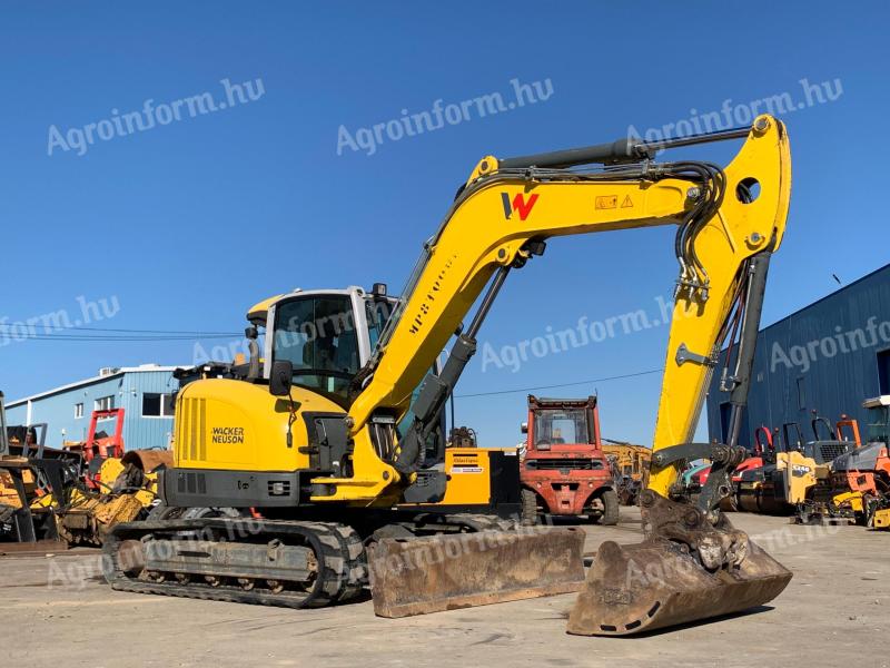 Wacker Neuson EZ80 gumiláncos kotró