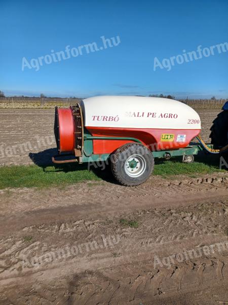 Malupe agro 2200 axiál ültetvény permetező ( forrás nobili kertitox )