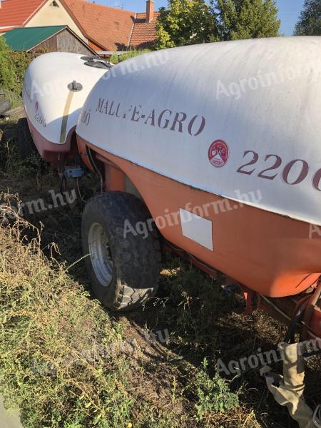 Malupe Agro 2200 literes axiál permetező vegyszerező