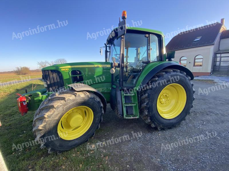 John Deere 6630