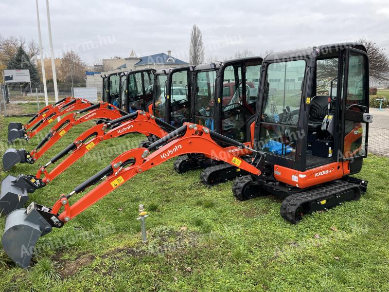 Kubota KX016-4 G zárt kezelőfülkés gumilánctalpas minikotró