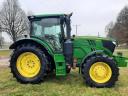 John Deere 6135R