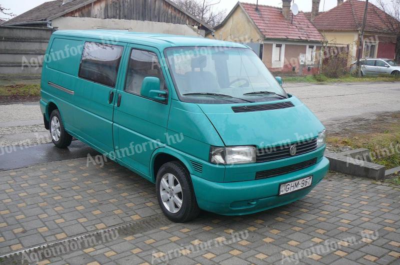 Volkswagen Transporter 2,4 diesel Long 6 személyes