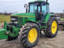 John Deere 7600