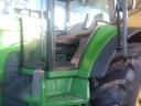 John Deere 8220