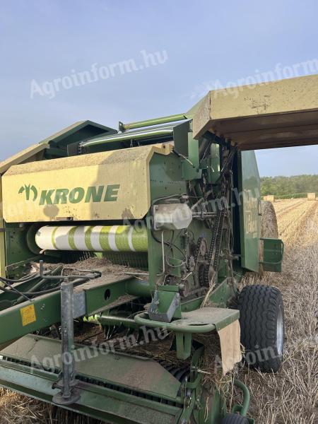 Krone Vario Pack 1800 körbálázó