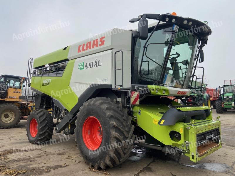 Claas Lexion 6600 kombájn gabonaasztallal,  vágóasztalszállító kocsival