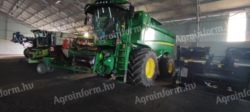 John Deere S770 prémium felszereltségű rotoros kombájn