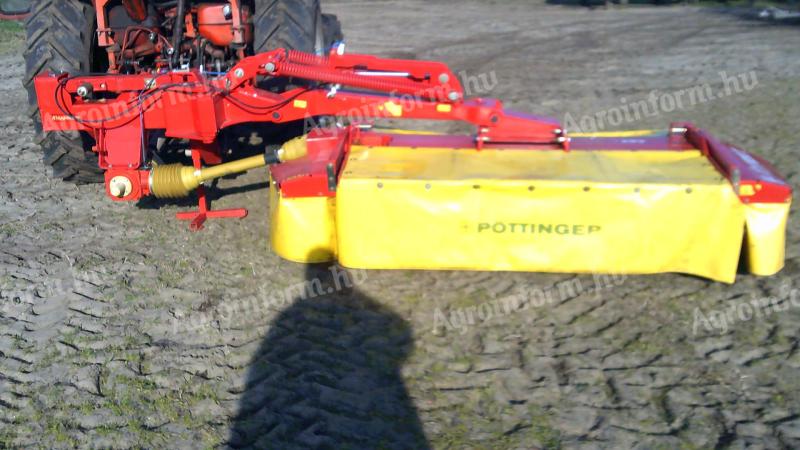 Pöttinger Nova Cat 225 H tip 225 cm munkaszélességű tárcsás diszkes kasza fűkasza