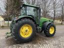 John Deere 8330