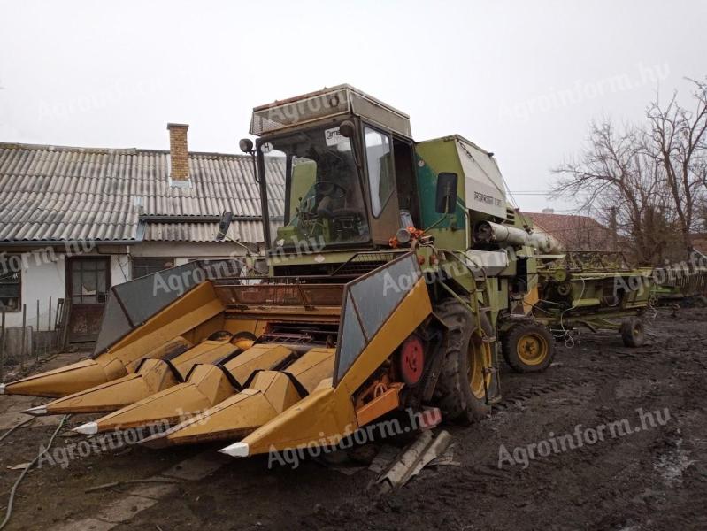 Fortschritt E514 +szárzúzós kukorica asztal+gabona asztal