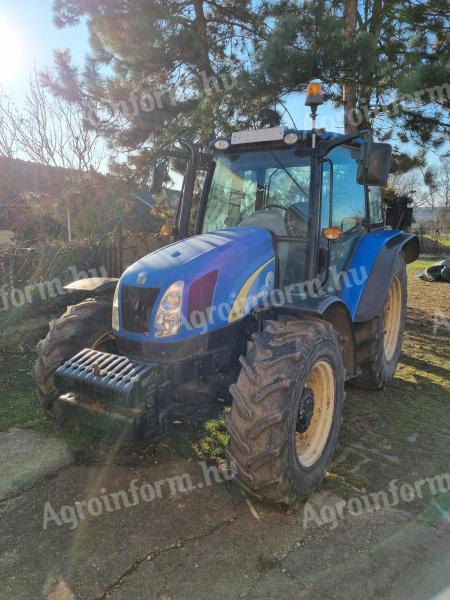 New Holland T5030