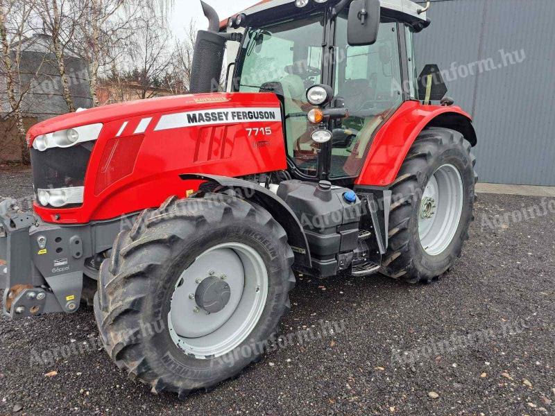 Massey Ferguson 7715