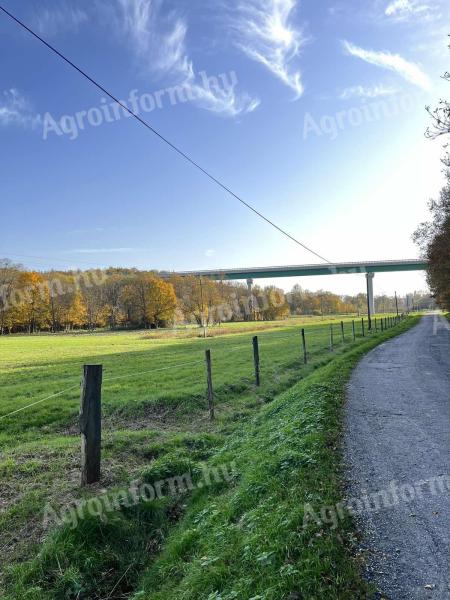 Vasszentmihályon 5,25 ha építési telek és mezőgazdasági terület eladó