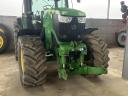 John Deere 6215R