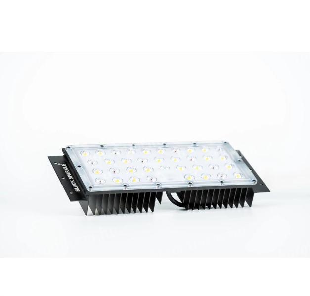 Black Sparkle® növényvilágító LED modul,  teljes spektrumú,  IP65,  140°,  90W,  táp nélkül