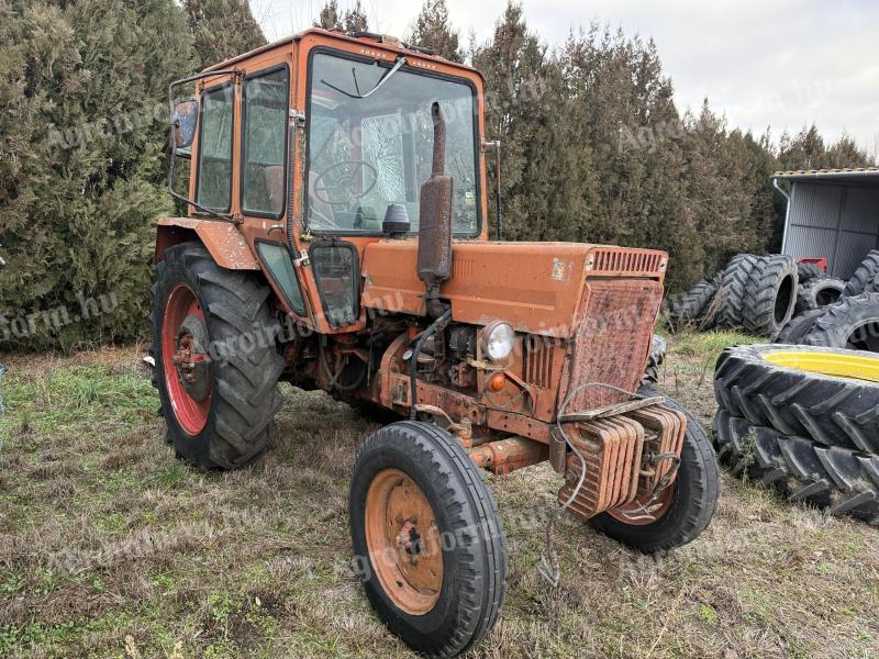 MTZ 80 traktor