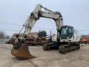 Komatsu PC240NLC-8 lánctalpas kotró