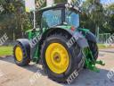 John Deere 6210R