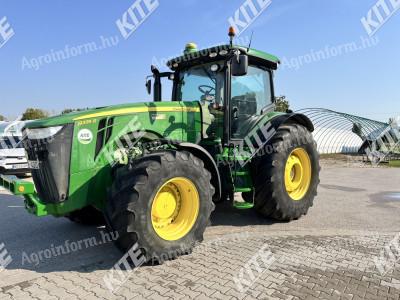 John Deere 8335R