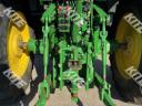 John Deere 7820