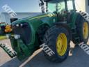 John Deere 8520