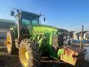 John Deere 8300 traktor