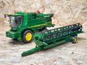 ÚJ John Deere T670i  játékkombájn. valósághű funkciók, strapabíró kialakítás ABS műanyagból, 4 éves kortól ajánlott, 1:16 méretarány